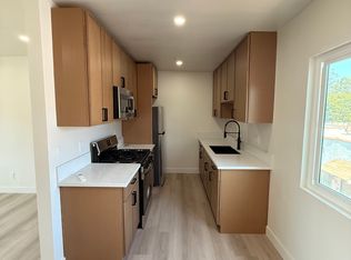 3445 Edgehill Dr APT 5, Los Angeles, CA 90018