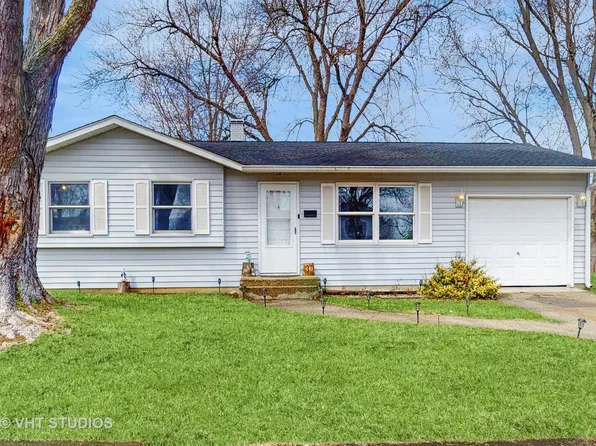 1721 11th Ave, Belvidere, IL 61008