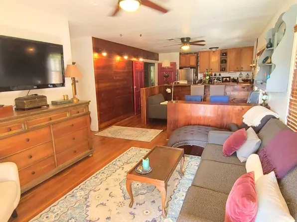 1427 Munger St, Houston, TX 77023