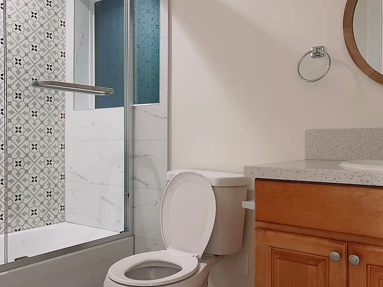 716 Gladys Ave — Photo 9