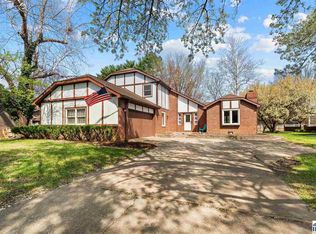 554 Woodbine, Terre Haute, IN 47803