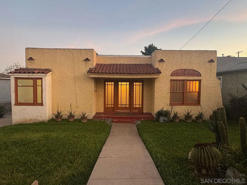1st image of 3041 Valle Ave