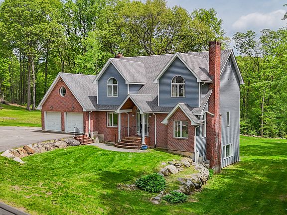 2nd image of 60 Wildcat Road