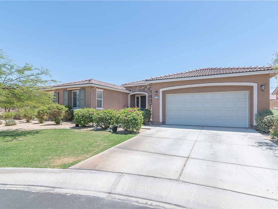1st image of 41312 Fairfax Ct