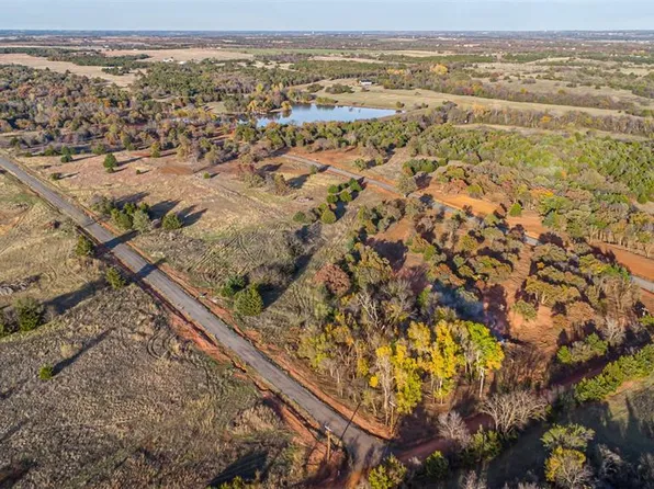 7368 N Oak St Lot 27, Guthrie, OK 73044