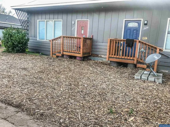 1920 Broadway St NE, Salem, OR 97301