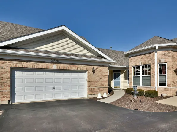 21536 Papoose Lake Ct #21536, Crest Hill, IL 60403