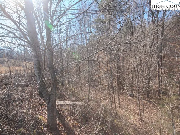 744 SE Chatsworth Street, Lenoir, NC 28645