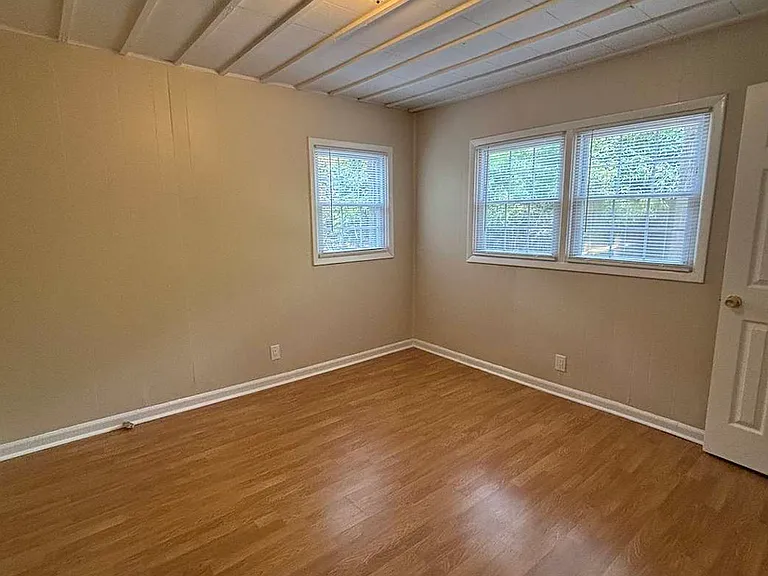 14269 Phillips Rd — Photo 11