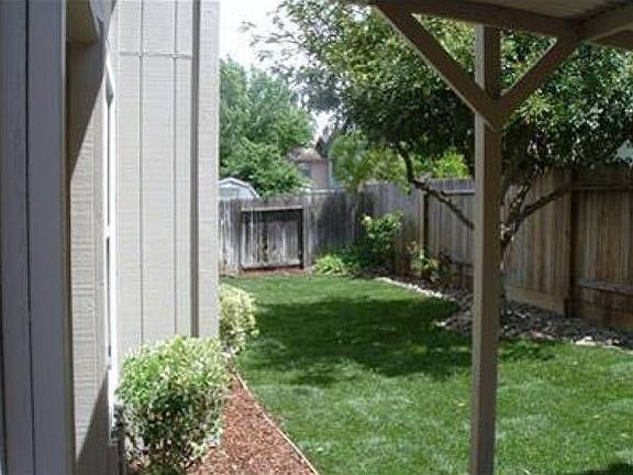5th image of 8418 Yermo Way