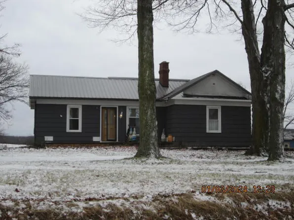 9251 Somerset Rd, Cement City, MI 49233
