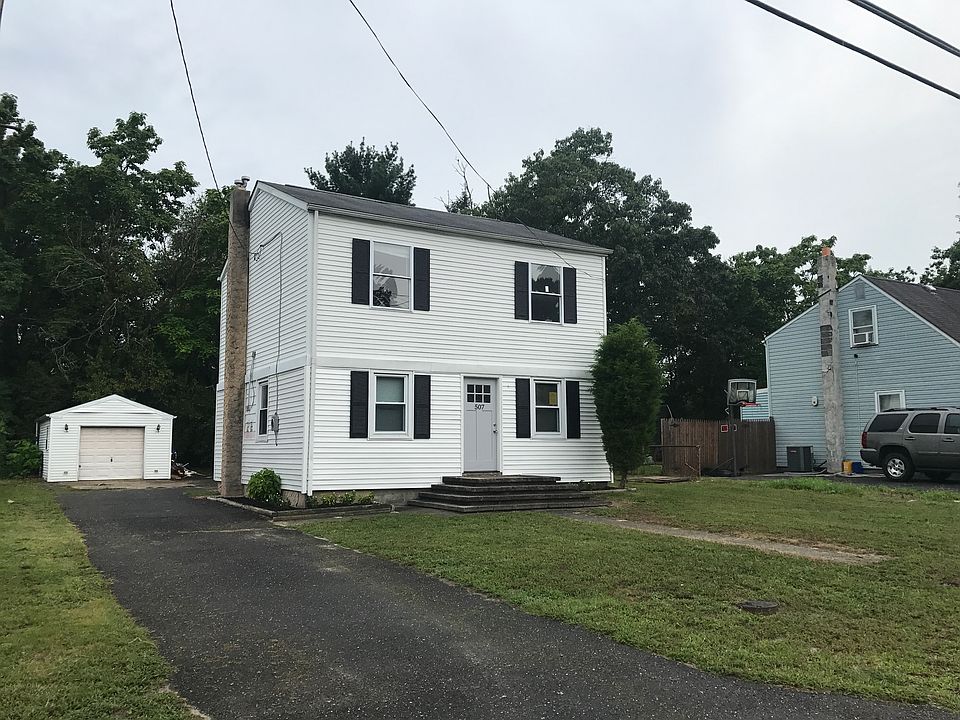 1st image of 507 Laurel Blvd