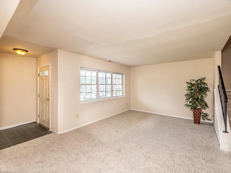 188 Chester Ct #1 — Photo 4