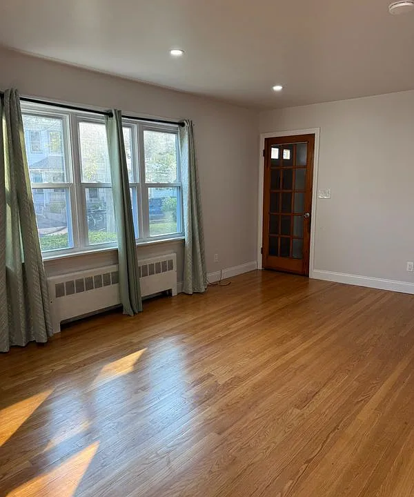 146 French St #1