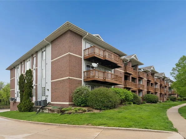 528 Westside Dr, Iowa City, IA 52246