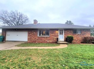 4022 Williston Rd, Northwood, OH 43619