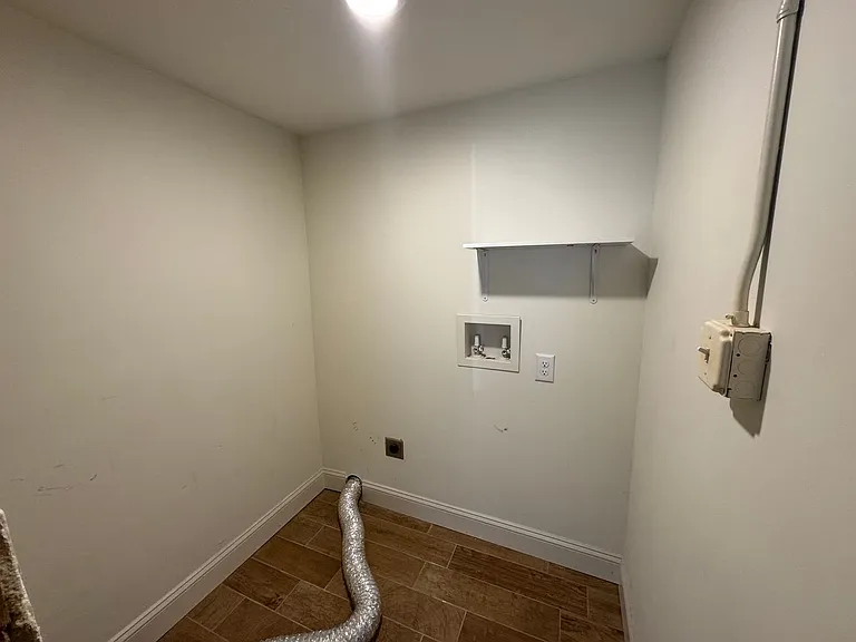 107 Mountary Cir — Photo 13