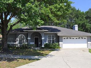 2250 Groveland Dr, Lutz, FL 33549