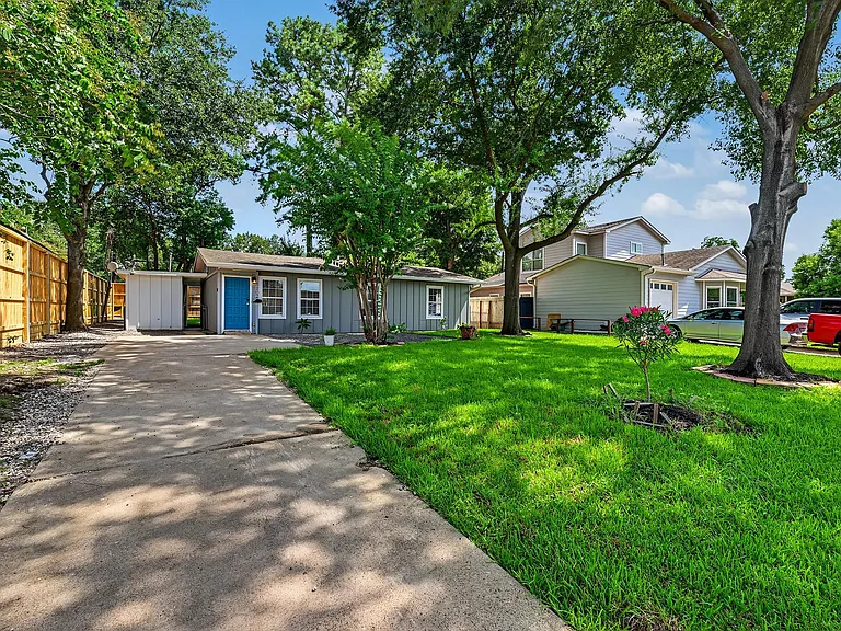 5202 Nina Lee Ln — Photo 18