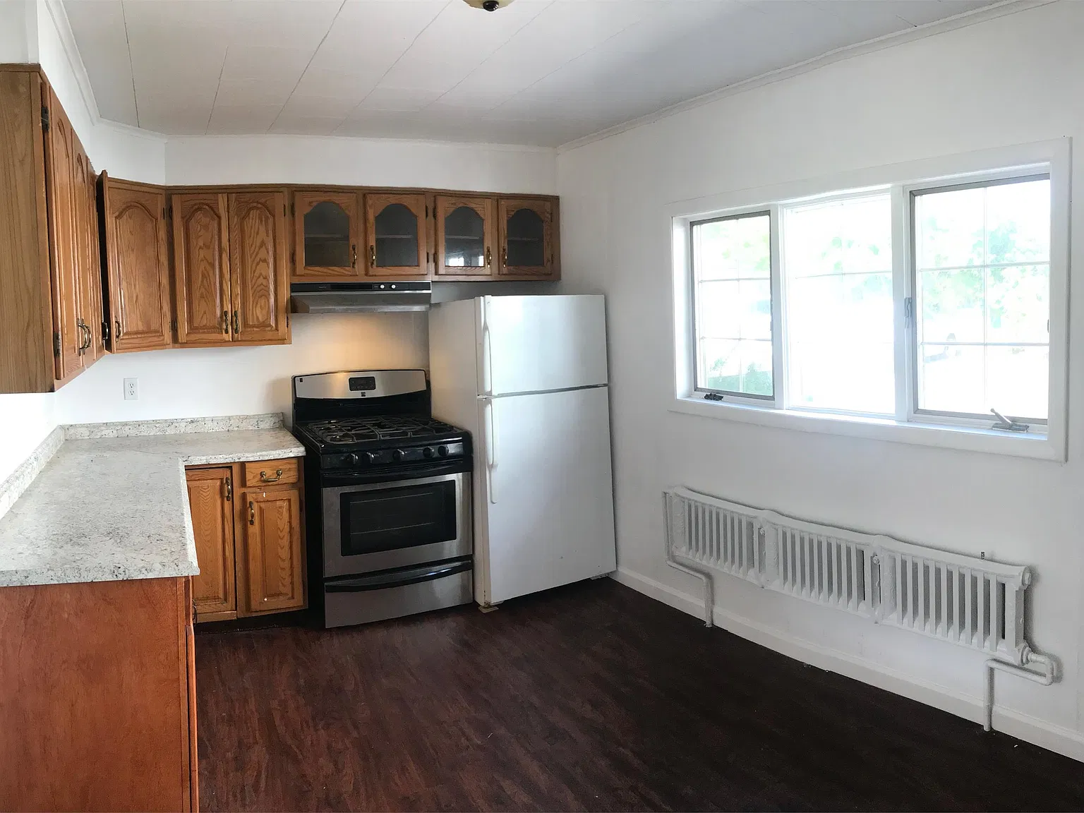 24 Lewis Street - 1 — Photo 3