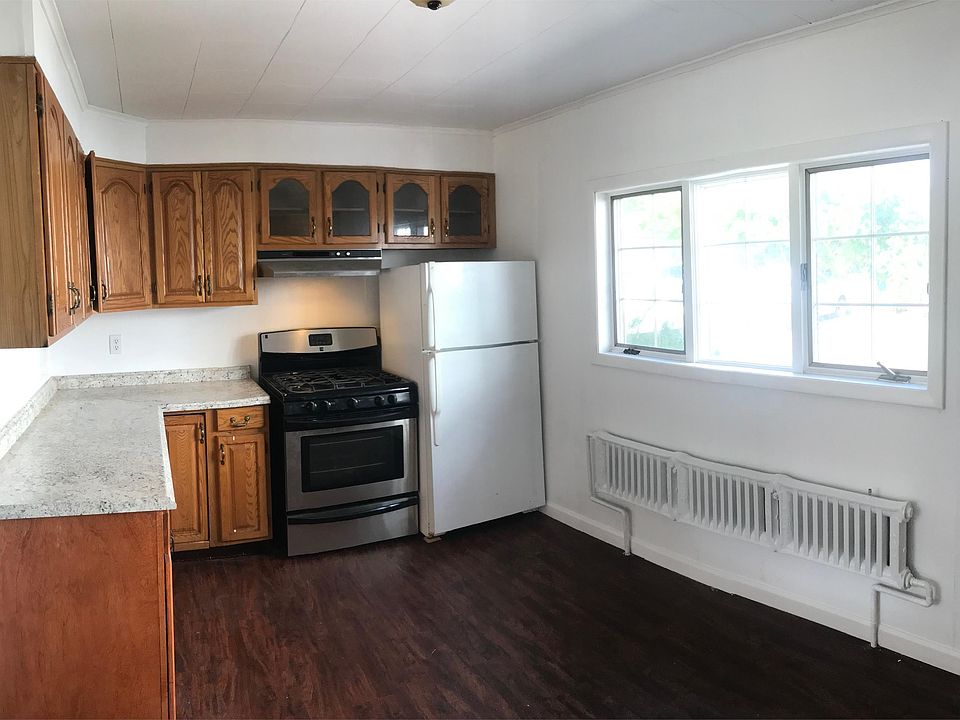 2nd image of 24 Lewis St #1