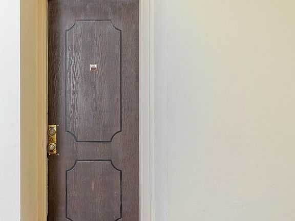4th image of 421 S La Fayette Park Pl APT 306