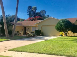 922 Carey Dr, South Daytona, FL 32119