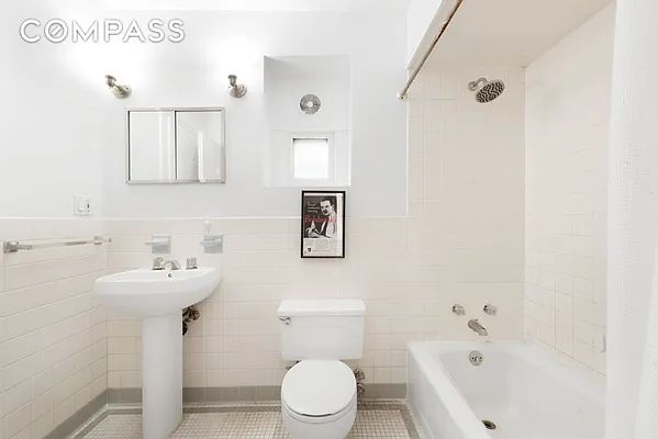 Rented by Compass | media 23