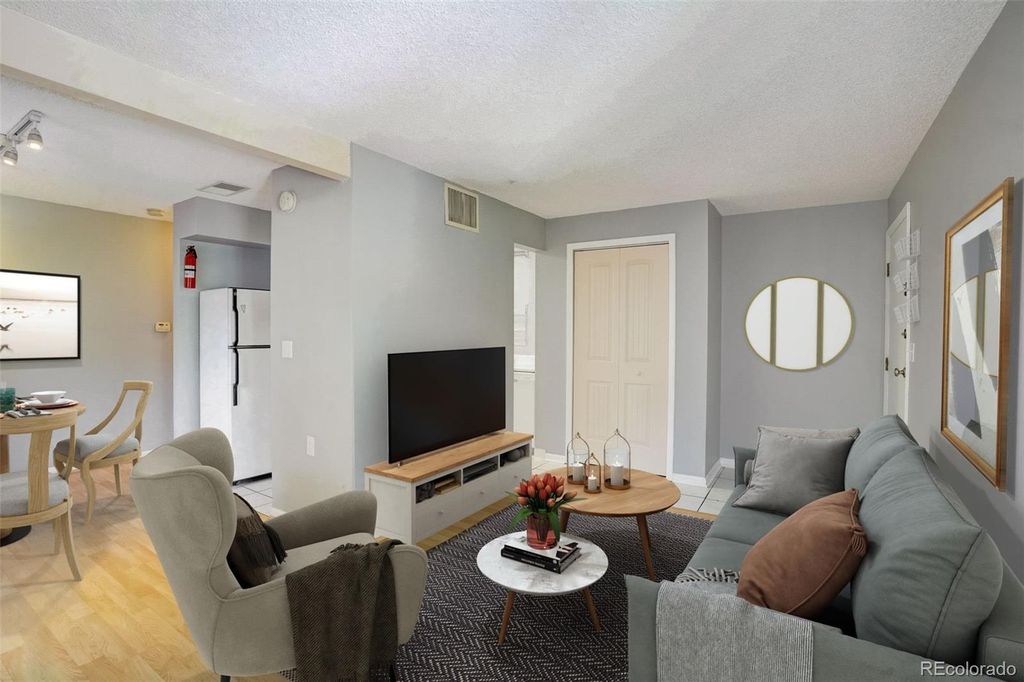 1705 Heatheridge Road #L201