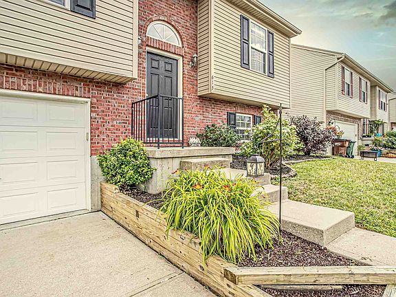 2nd image of 615 Badger Ct