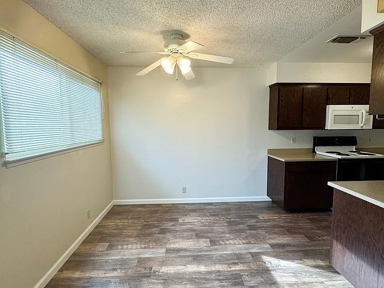 3512 Adams Ln — Photo 3