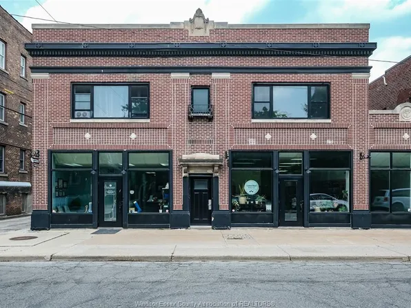 220 Erie St W, Windsor, ON N9A 6B5