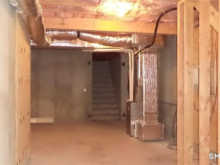 33 Maple Ave #B — Photo 24