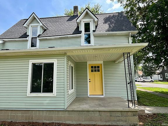 3rd image of 103 E 2nd St