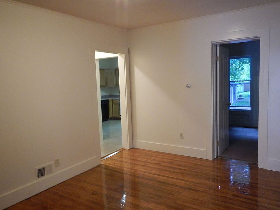 1st image of 417 Cherry St #1