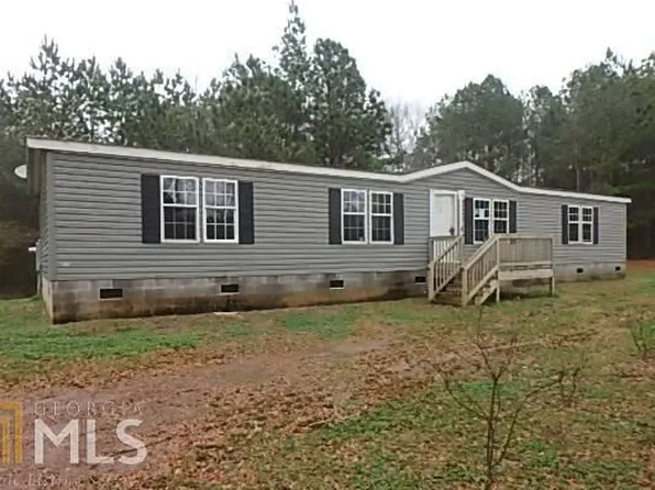 7195 Smithfield Rd, Bowdon, GA 30108