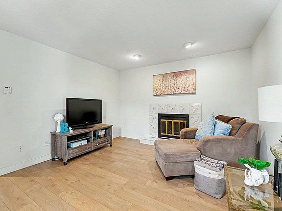 4th image of 3630 Cambridge St