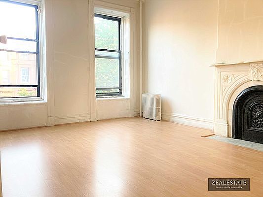 3rd image of 107 Hancock St #2