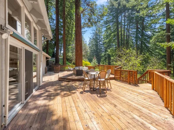 16306 Redwood Lodge Rd, Los Gatos, CA 95033