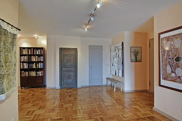 Sold by Corcoran | media 23