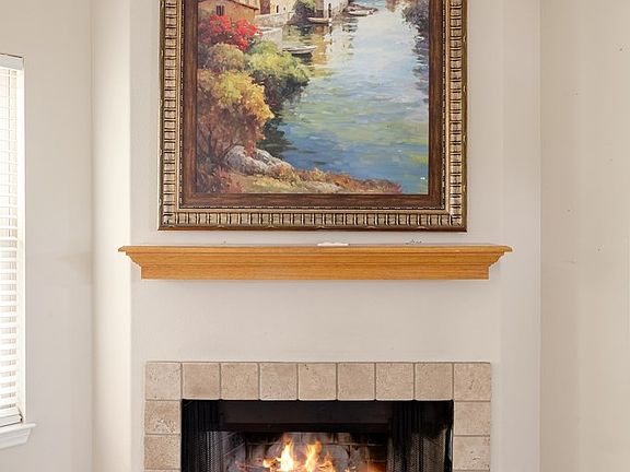 4th image of 1601 Timberwood Dr