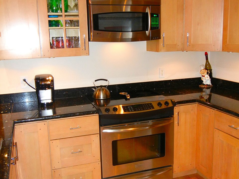 1st image of 332 Philip Dr APT 309