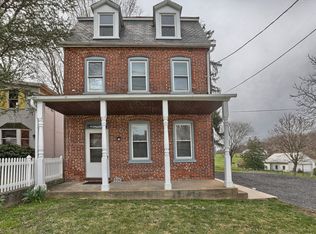 806 Old Chickies Hill Rd, Columbia, PA 17512