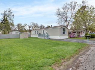 8 McKee Dr, Concord, NH 03301