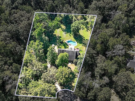 2nd image of 7201 Joe Mae Ln