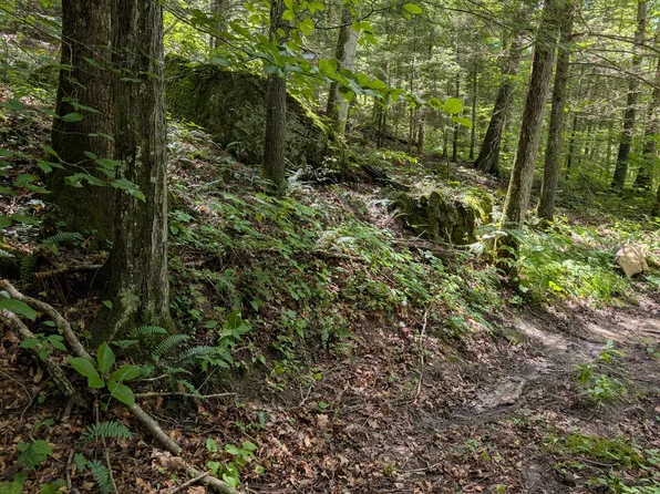 61-62 63 Laurel Ln, Slade, KY 40376