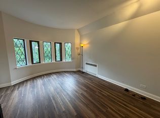 2646 W Catalpa Ave #2, Chicago, IL 60625