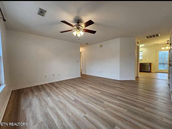 4th image of 4836 Poplar Crest Way #4836