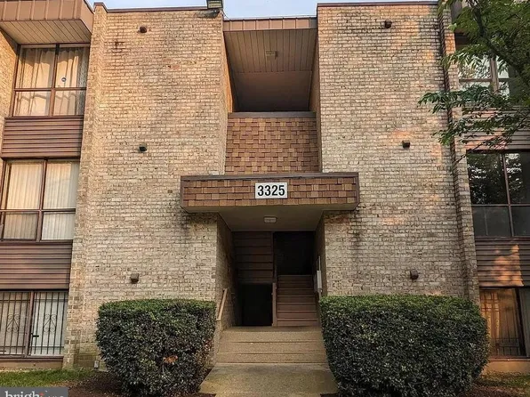 3325 Huntley Square Dr APT T2, Temple Hills, MD 20748