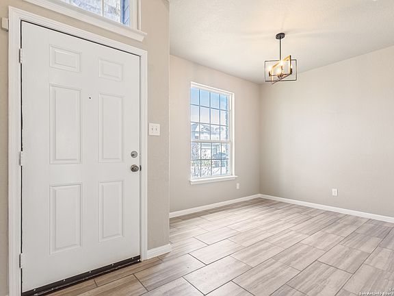 4th image of 2250 OLIVE HILL DR